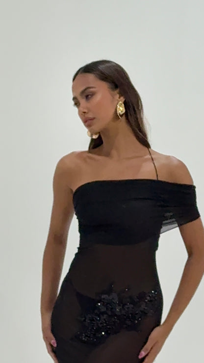 The Obsidian Muse - Caviar